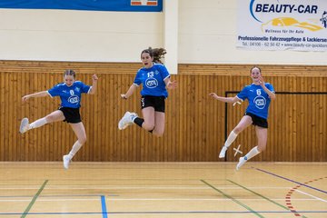 Bild 87 - wCJ TSV Ellerau - Luebecker SV Gut Heil v 1876 : Ergebnis: 22:20